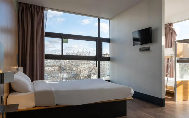 B&B HOTEL Grenoble Centre Verlaine
