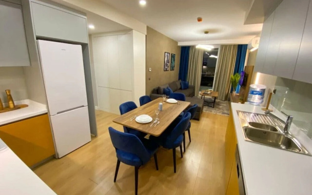 Exclusive Spacious 2 1 Apartment 2 Bathrooms - Core Living