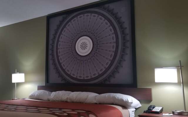 Super 8 by Wyndham Bellefontaine