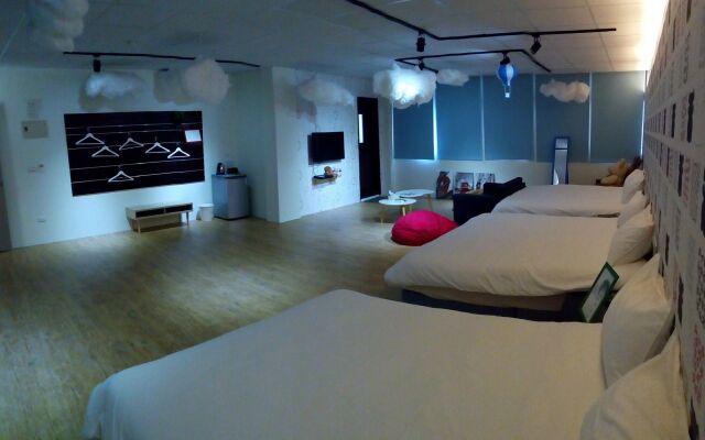 Sleep In Guest House
