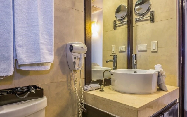 Aldea Thai 219 2 Bedroom Condo by Redawning