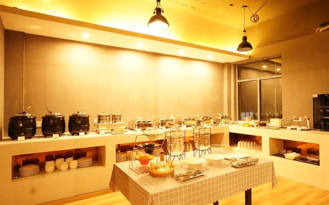 James Joyce Coffetel Suzhou Si County Qingshuiwan Park