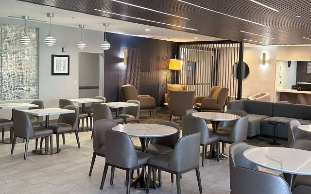 La Quinta Inn & Suites by Wyndham South Bend