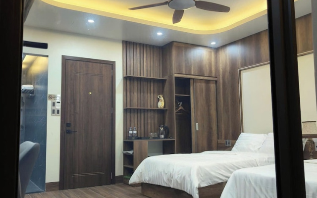 Green Family Hotel