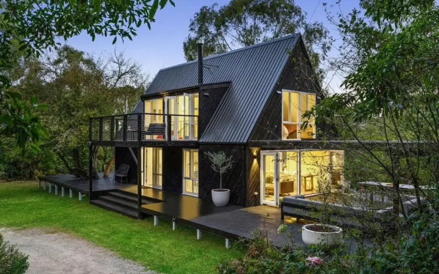 The Coast Country Cottage