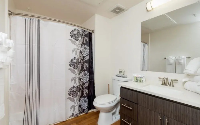 Global Luxury Suites At San Fernando