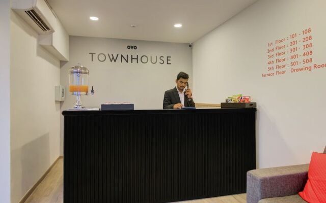 OYO Townhouse 177 Balewadi