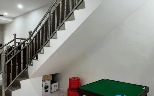 16 pax HB Homestay Raja Uda Ong Yi How Butterworth - Budget Homestay - KTV NETFLIX MAHJONG – Entertainment – Butterworth