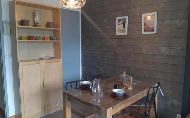 Appartement Les Deux Alpes, 1 pièce, 4 personnes - FR-1-516-81