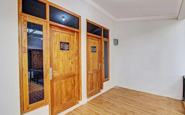 OYO 92757 Ndalem Pusponyidro Syariah