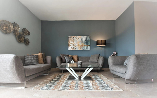 Montecito Apartments