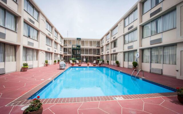 Hotel Indigo Memphis Downtown by IHG