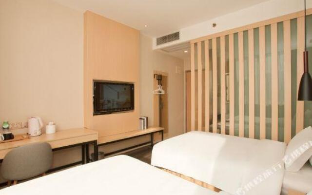 Yongcheng hotel shanghai Jinshajiang road Fengzhuang subway station shop