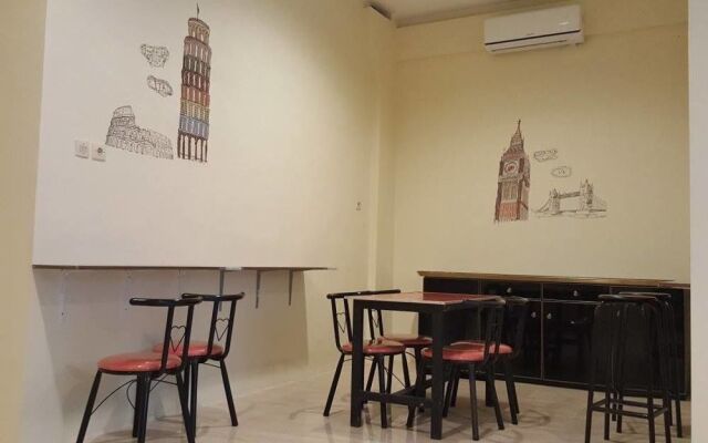 MADOR Malang Dorm Hostel