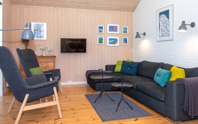 6 Person Holiday Home in Logstor