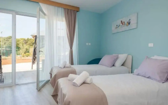 Villa Lavanda - Seaside Luxury Villa for 8 Guests