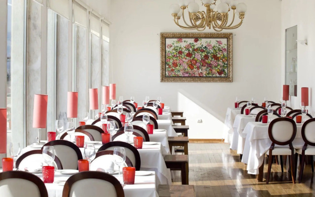 Golden Tulip Porto Gaia Hotel & Spa