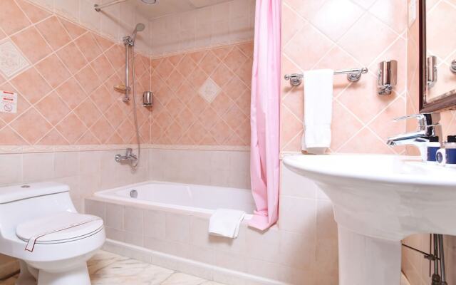 CAPITAL O 456 Almansour Grand Hotel