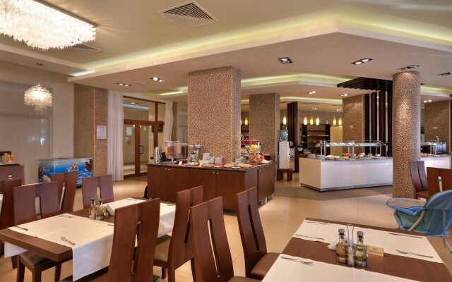 Apart Hotel Golden Line