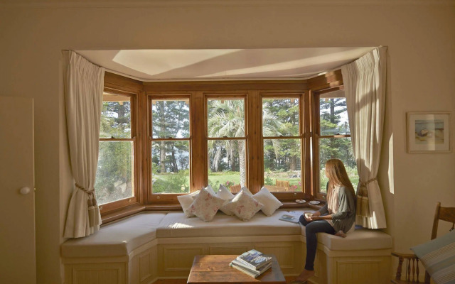 Boathouse - Birks River Retreat - Birks Harbour