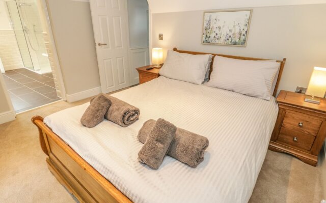 Bryn Derwen Coach House