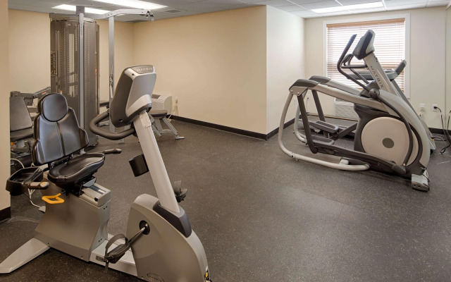 Best Western Thompson Hotel & Suites