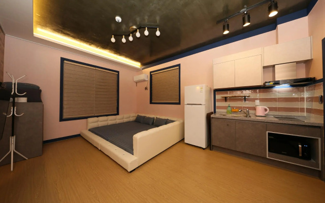 byeolbam pension daechoen