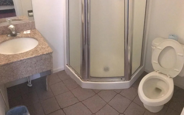 Mayfair Motel