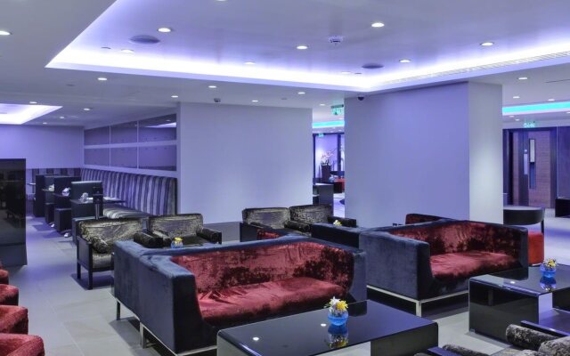 Leonardo Royal Hotel London Tower Bridge