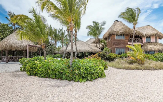 Ocean View Villa with Pool Chef Butler