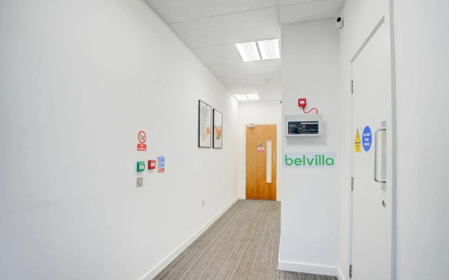 Kingston Luxe Suites Riverside Apartment Belvilla