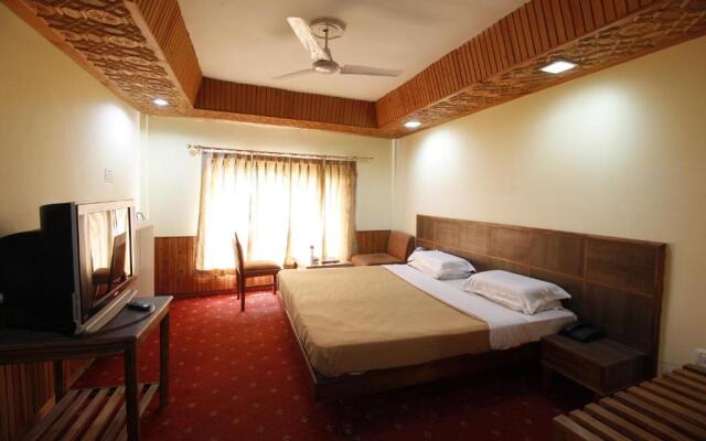 Vardaan Hotels - PatniTop