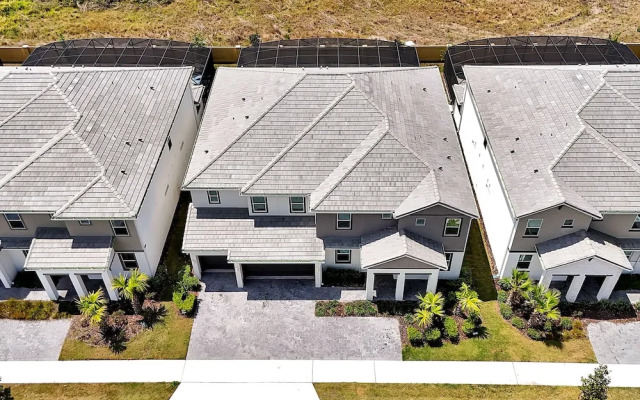 Luxury and Sophisticated 15 BR Ensuite