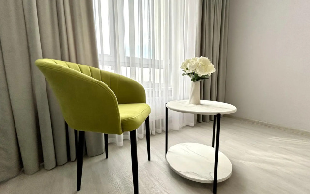 4 Сезона на улице  Энтузиастов 7