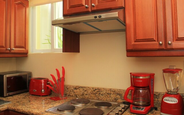 Luna Maya 1 BDR Apartment Sol 03 by select