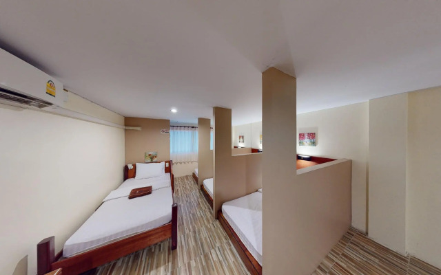 Phangan Barsay Hostel