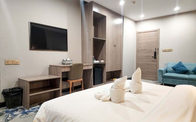 Sunshine Hotel