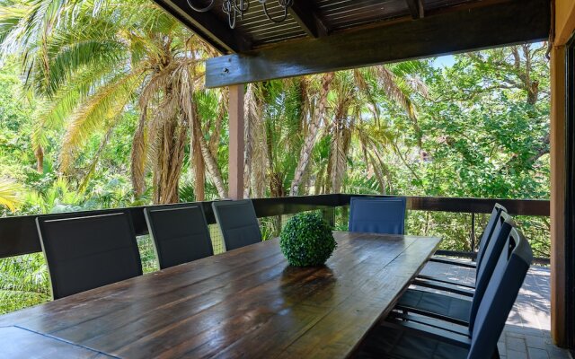 San Lameer Villa Rentals 1901