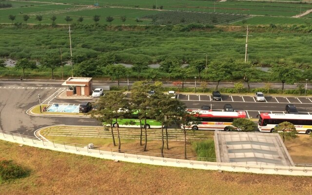 Athlete's Temporary Lodge