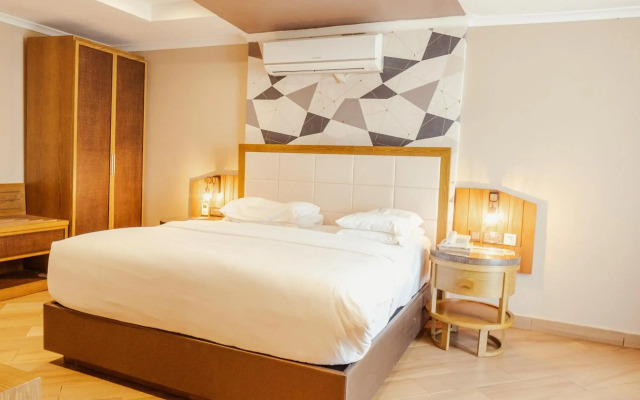 Tanga Beach Resort & Spa