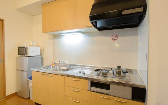 Residence Namba East 3