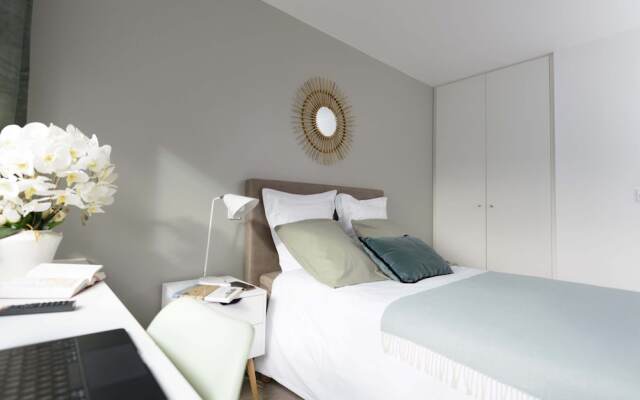 Hotel Les Portes De Paris