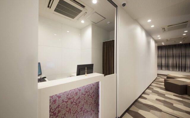 Centurion Ladies Hostel Ueno Park - Caters to Women
