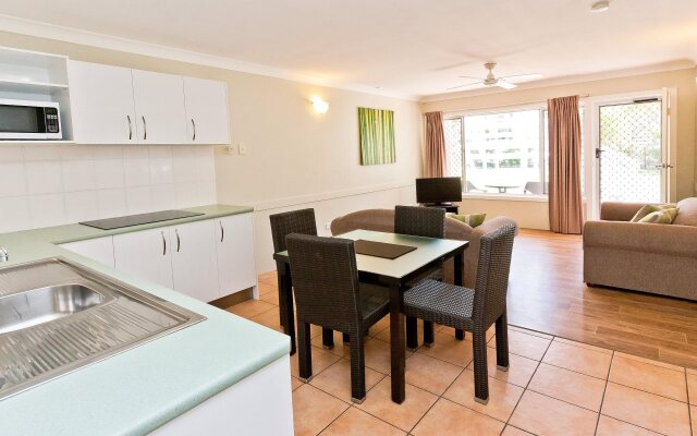 Silver Sands Apartments