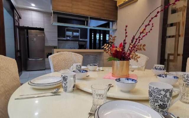 Melaka Private Pool Villa by uBook