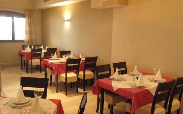 Pansion & Apartments Sidro