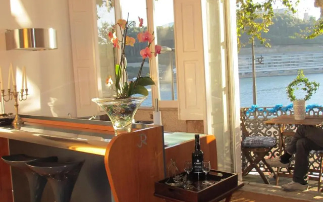 Porto Douro River Guest House