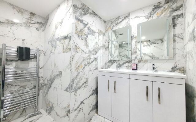 Dysa Banks Apartments