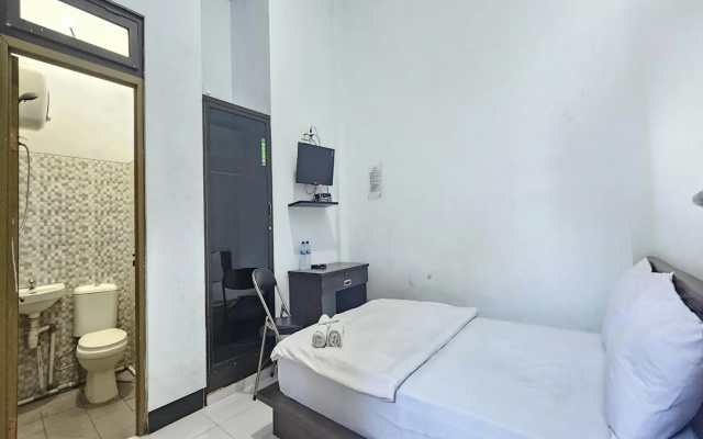 OYO 3229 Ijen Homestay