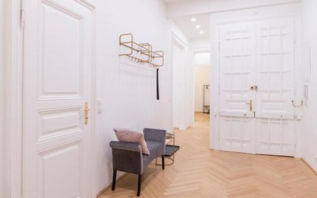 Palais Schottentor by welcome2vienna